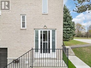 2-12 Liszt Gate in Toronto, ON - Building Photo - Building Photo