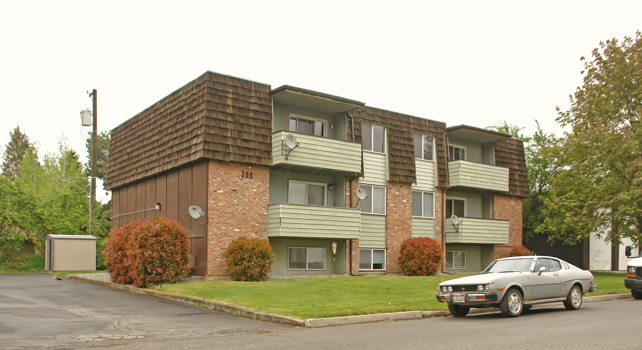 111 E Hattie Ave in Coeur d'Alene, ID - Foto de edificio