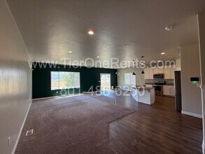 661 Koins Way in Bluffdale, UT - Building Photo - Building Photo