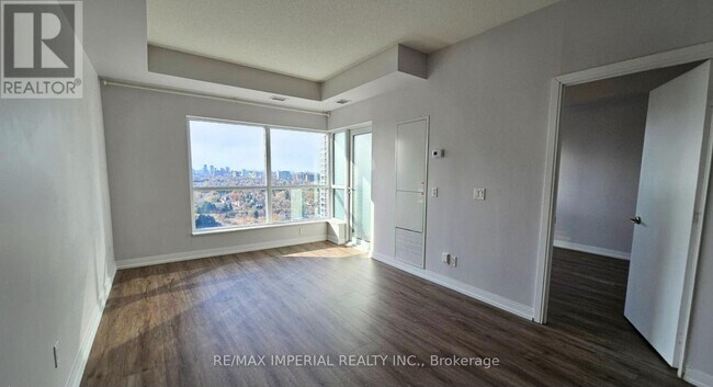 181 Village Green Square in Toronto, ON - Building Photo - Building Photo