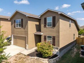 11515 N Peak in San Antonio, TX - Building Photo - Building Photo