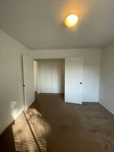 3338 W Shields Ave in Fresno, CA - Foto de edificio - Building Photo