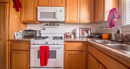 1531 S Ogden Dr, Unit 1531 in Los Angeles, CA - Building Photo - Building Photo