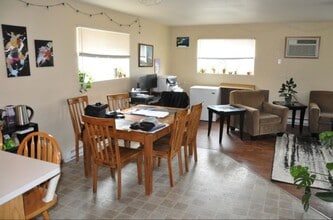 324 7th Ave S, Unit Unit # 3 in Brookings, SD - Foto de edificio - Building Photo