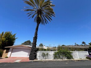 1130 Barcelona Dr in San Diego, CA - Building Photo - Building Photo