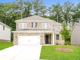 1628 Aquamarine Dr in Loganville, GA - Building Photo
