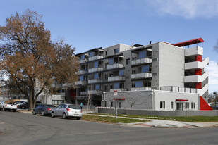 Casa Loma Apartments