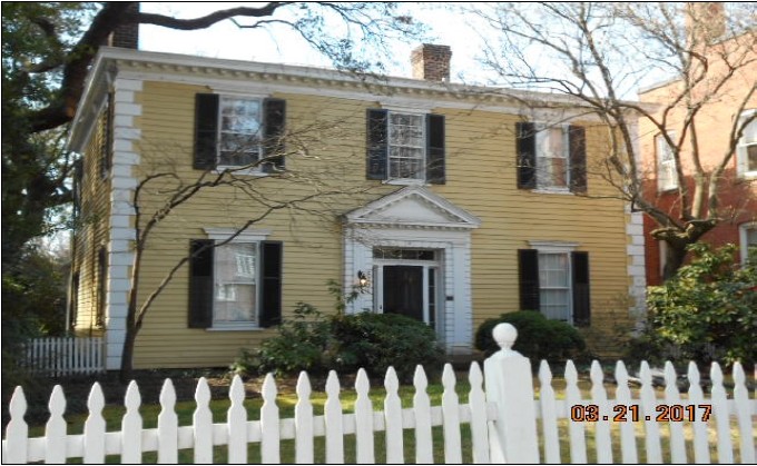 Whitworth House Apartments in Richmond, VA - Building Photo