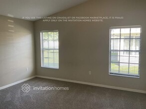 2388 Sweetwater Blvd in St. Cloud, FL - Foto de edificio - Building Photo