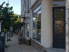12 W Abington Ave, Unit 1 in Philadelphia, PA - Building Photo - Building Photo