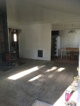 477 Mono St, Unit B upstairs in Mammoth Lakes, CA - Foto de edificio - Building Photo