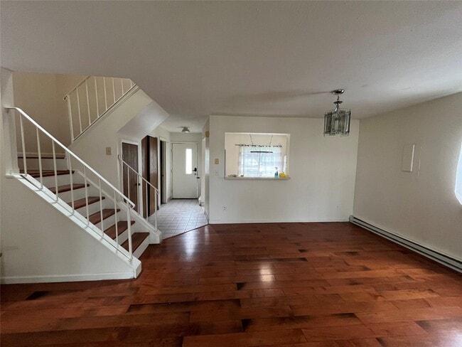 24 Hudson Heights Dr in Poughkeepsie, NY - Building Photo - Building Photo