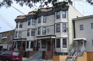 484-486 Mercer St in Jersey City, NJ - Building Photo - Building Photo