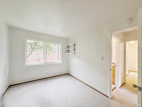 100 Reed Blvd, Unit 5 in Mill Valley, CA - Building Photo - Building Photo