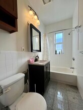 190 Highland St, Unit 2 in Boston, MA - Building Photo - Building Photo