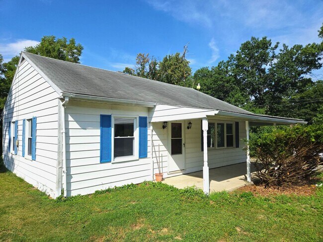 1755 Black Gap Rd in Fayetteville, PA - Building Photo - Building Photo