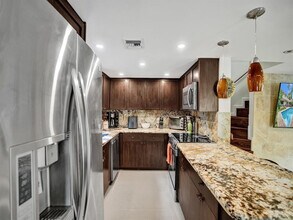 814 SE 13th St in Fort Lauderdale, FL - Building Photo - Building Photo