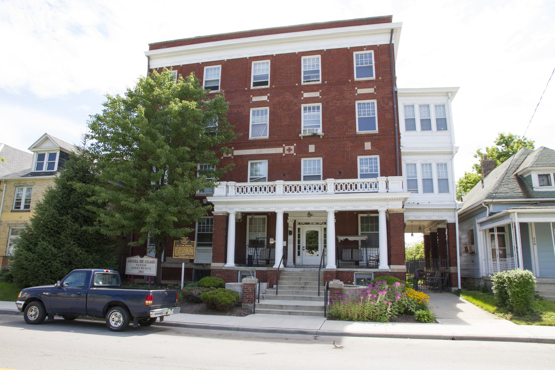 Hotel St Clair Apartments in Columbus, OH - Building Photo