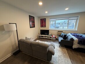 515 W Wrightwood Ave, Unit 218 in Chicago, IL - Foto de edificio - Building Photo