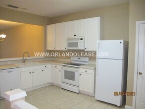 6081 Twain St in Orlando, FL - Building Photo - Building Photo