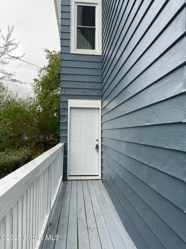 10 Orange St in Amsterdam, NY - Building Photo - Building Photo