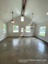 520 E Springer Ave in Guthrie, OK - Building Photo - Building Photo