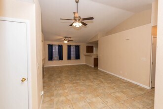 6804 Painted Canyon Ct in Las Vegas, NV - Building Photo - Building Photo