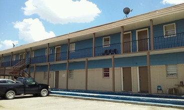 Blue Sky Ranch in Big Spring, TX - Building Photo - Building Photo