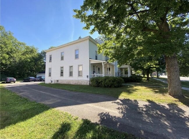 90 Main St in Potsdam, NY - Building Photo - Building Photo