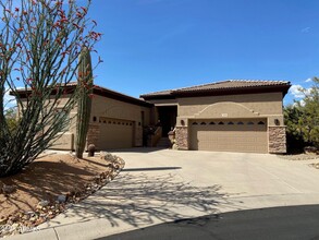 11270 E Quarry Trail in Scottsdale, AZ - Foto de edificio - Building Photo