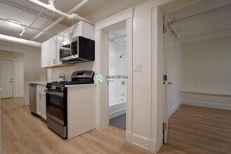 6 Camelot Ct, Unit A in Boston, MA - Building Photo - Building Photo