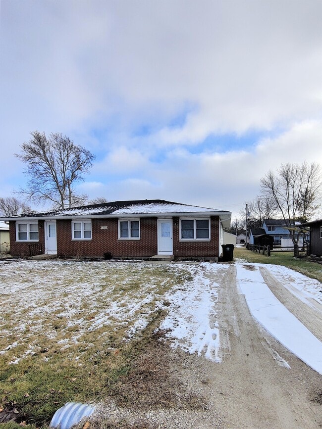 property at 435 E Ann St