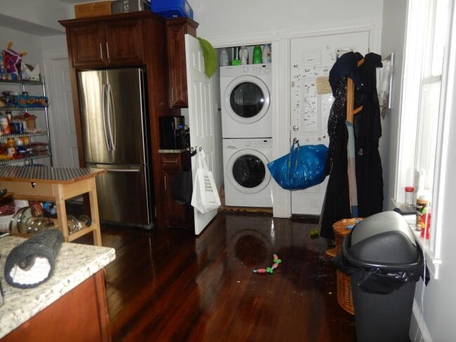 40 Custer St, Unit 2