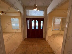 203 Sandzen Dr in Clovis, NM - Building Photo - Building Photo