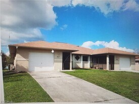 609 SE 8th St in Cape Coral, FL - Building Photo