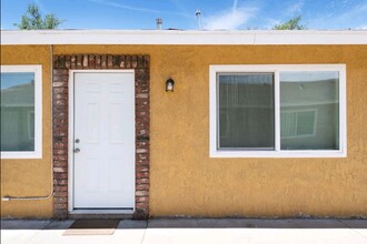 11798 White Ave in Adelanto, CA - Building Photo - Building Photo