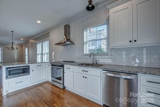 307 S Main St in Belmont, NC - Building Photo - Building Photo