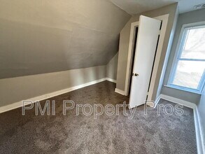 3806 W Rohr Ave in Milwaukee, WI - Building Photo - Building Photo