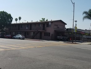 Regent Arms in Huntington Park, CA - Building Photo - Other