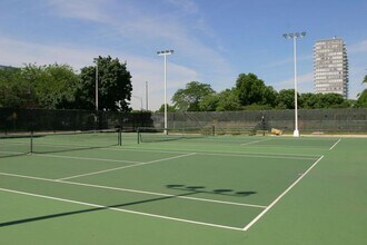 500 E 33rd St in Chicago, IL - Building Photo - Building Photo
