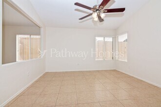 7419 E Nido Ave in Mesa, AZ - Foto de edificio - Building Photo