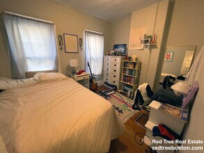 85 Lowden Ave, Unit 1 in Somerville, MA - Foto de edificio - Building Photo