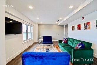 3837 Main St in Kansas City, MO - Foto de edificio - Building Photo