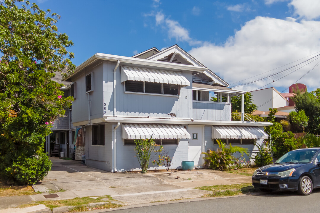 808 Makaleka Ave in Honolulu, HI - Foto de edificio