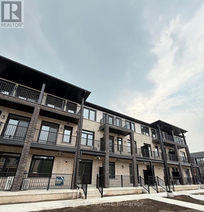 property at 40 Arabella Dr