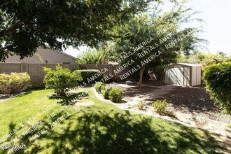 351 N Nash Way in Chandler, AZ - Building Photo - Building Photo