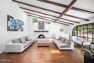 1267 Willsbrook Ct in Westlake Village, CA - Building Photo - Building Photo