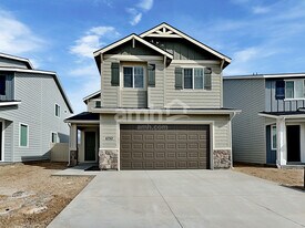 6750 W Spriggel St in Meridian, ID - Building Photo