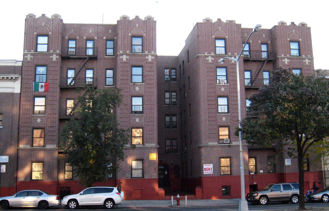 2060 Grand Concourse in Bronx, NY - Building Photo