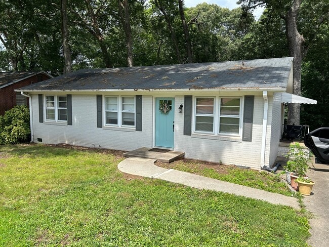 116 W Decatur St in Greenville, SC - Building Photo - Building Photo
